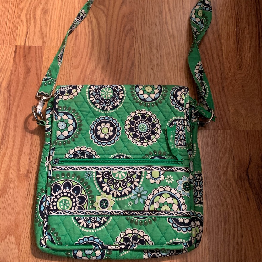 Vera Bradley green cupcake purse